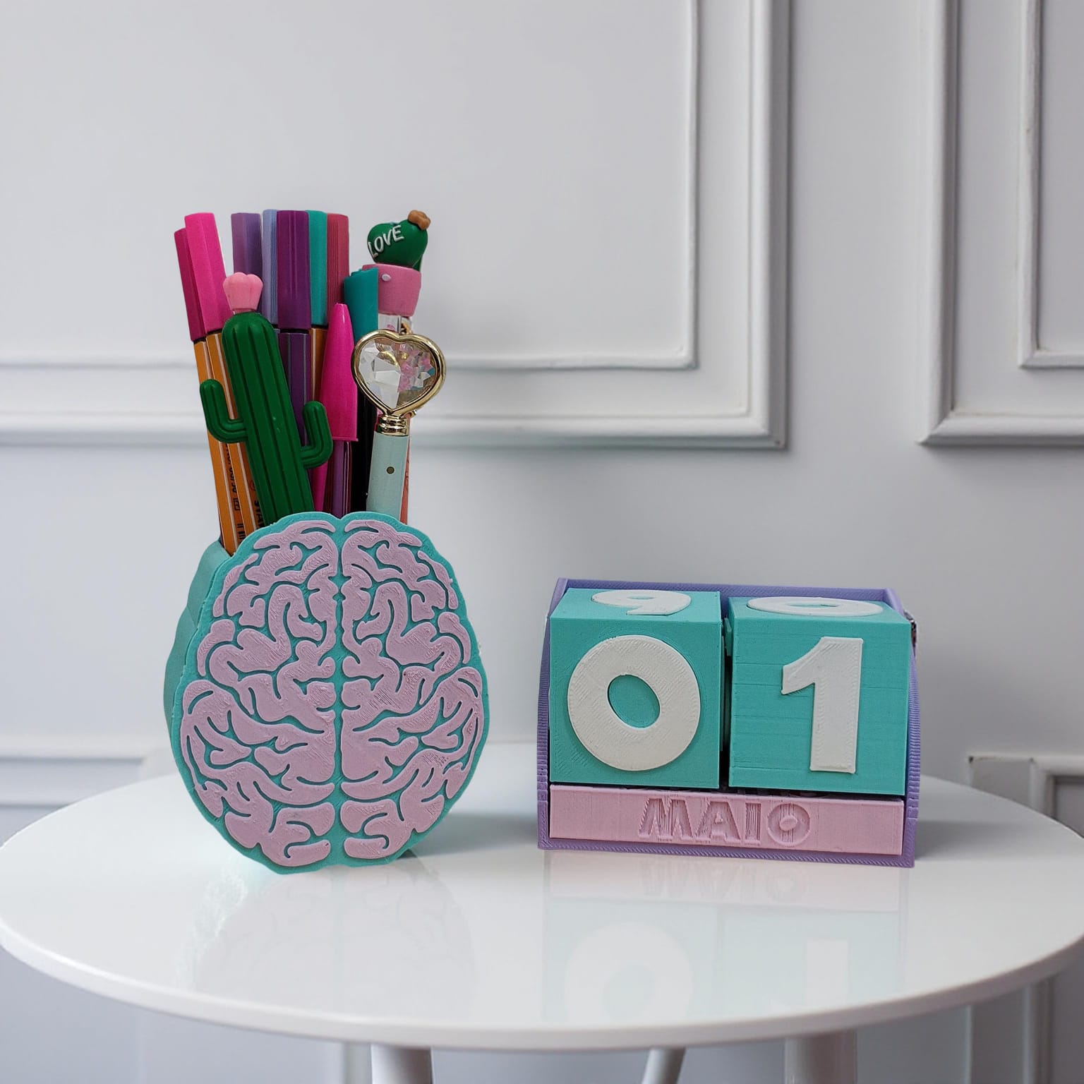 Calendário de mesa e Porta Canetas - Imagem 2